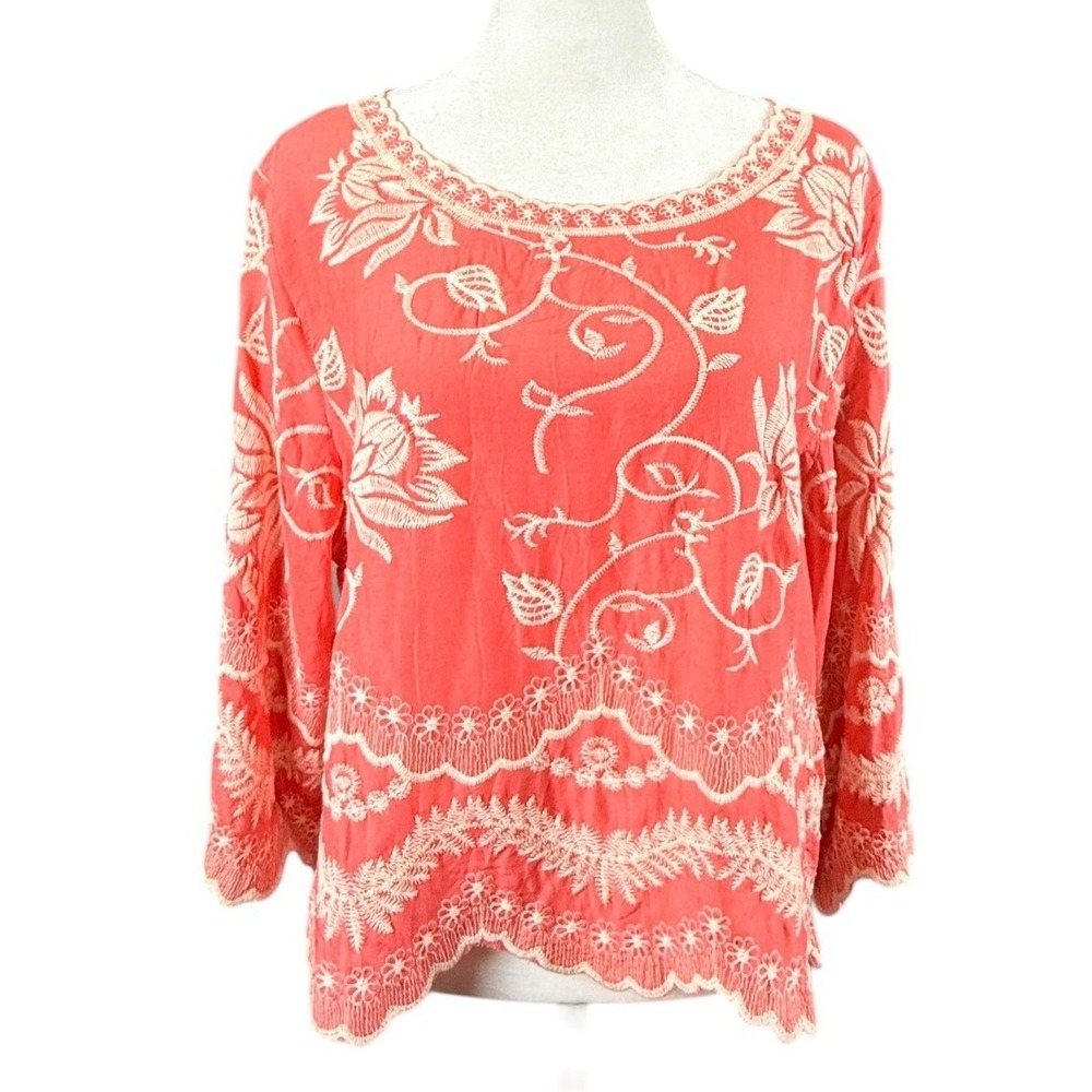 Solitaire Top XL Coral Pink Floral Embroidered Eyelet Scalloped Blouse Cropped